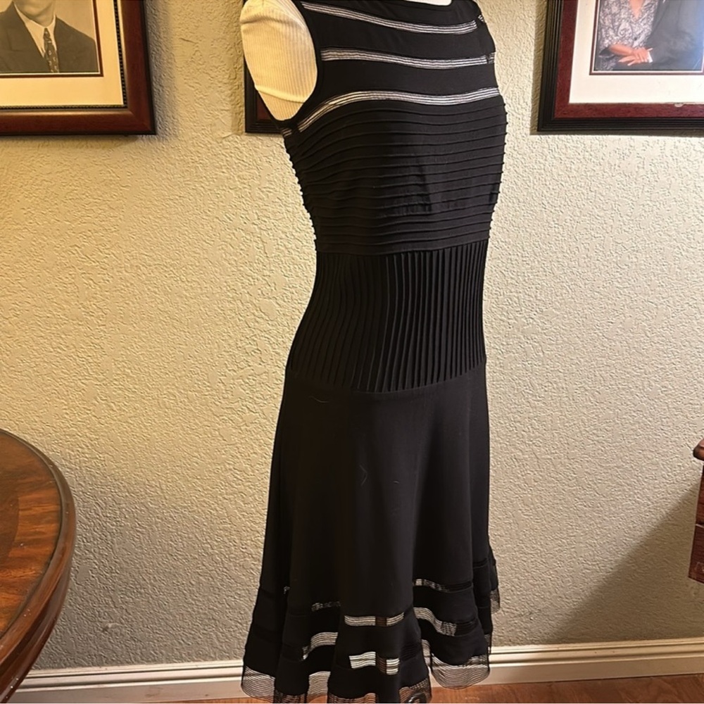 Tadashi Shoji Elegance
